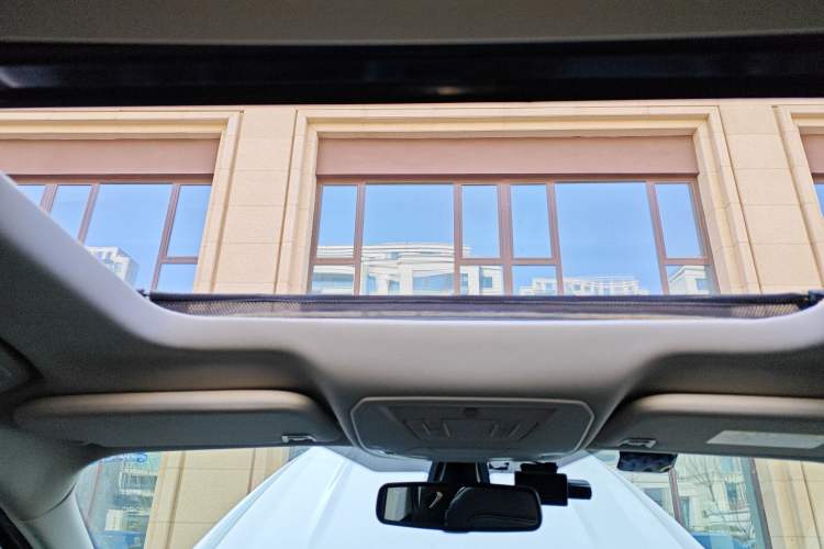 Used Ford Kuga 2019 EcoBoost 180 Two-Wheel-Drive Platinum Edition China V Standard Headliner