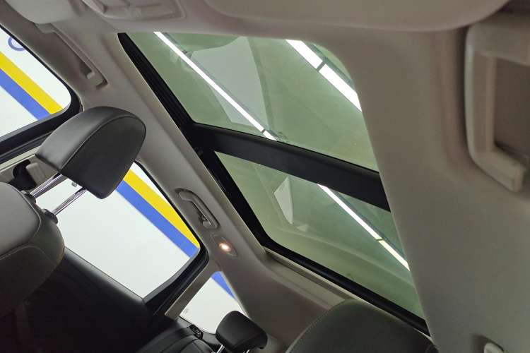 Used Ford Kuga 2019 EcoBoost 180 Two-Wheel-Drive Platinum Edition China VI Standard Headliner