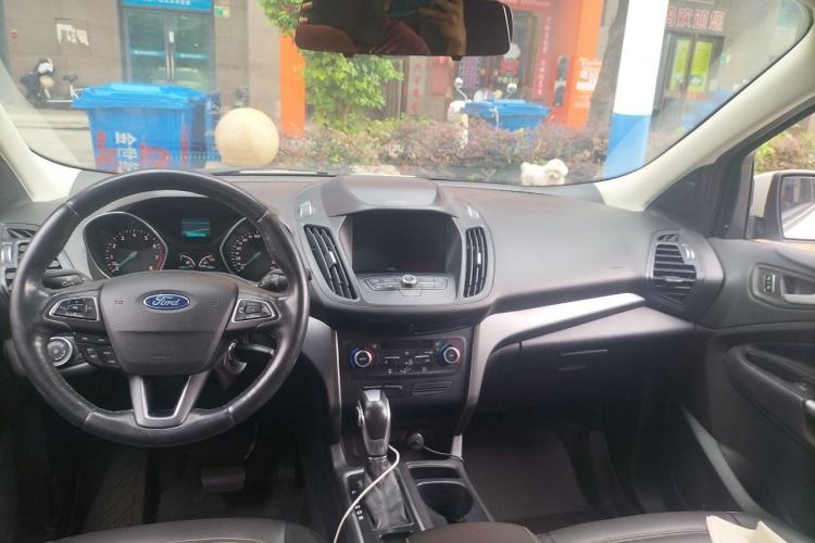 Used Ford Kuga 2019 EcoBoost 180 Two-Wheel-Drive Platinum Edition China V Standard Headliner