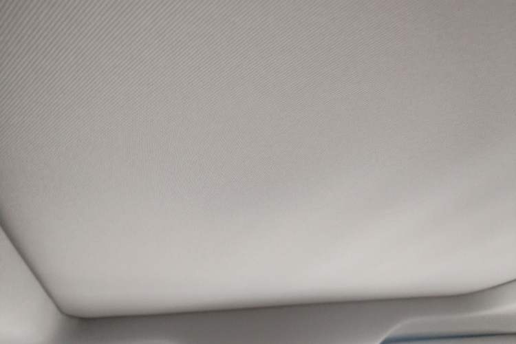 Used Ford Kuga 2019 EcoBoost 180 Two-Wheel-Drive Titanium Plus Model China VI Standard Headliner