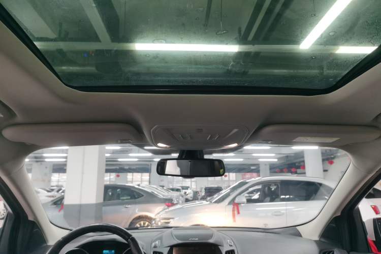 Used Ford Kuga 2019 EcoBoost 180 Two-Wheel-Drive Platinum Edition China VI Standard Headliner