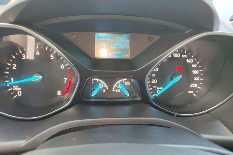 Used Ford Kuga 2019 EcoBoost 180 Two-Wheel-Drive Platinum Edition China VI Standard Instrument Cluster