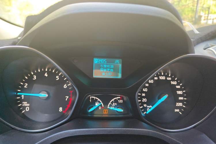 Used Ford Kuga 2019 EcoBoost 180 Two-Wheel-Drive Platinum Edition China VI Standard Instrument Cluster