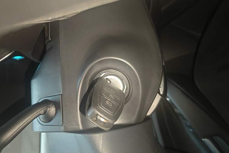 Used Ford Kuga 2019 EcoBoost 180 Two-Wheel-Drive Platinum Edition China VI Standard Interior 1