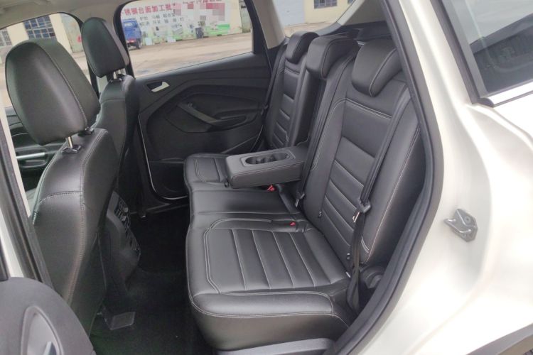 Used Ford Kuga 2019 EcoBoost 180 Two-Wheel-Drive Platinum Edition China VI Standard Interior 1