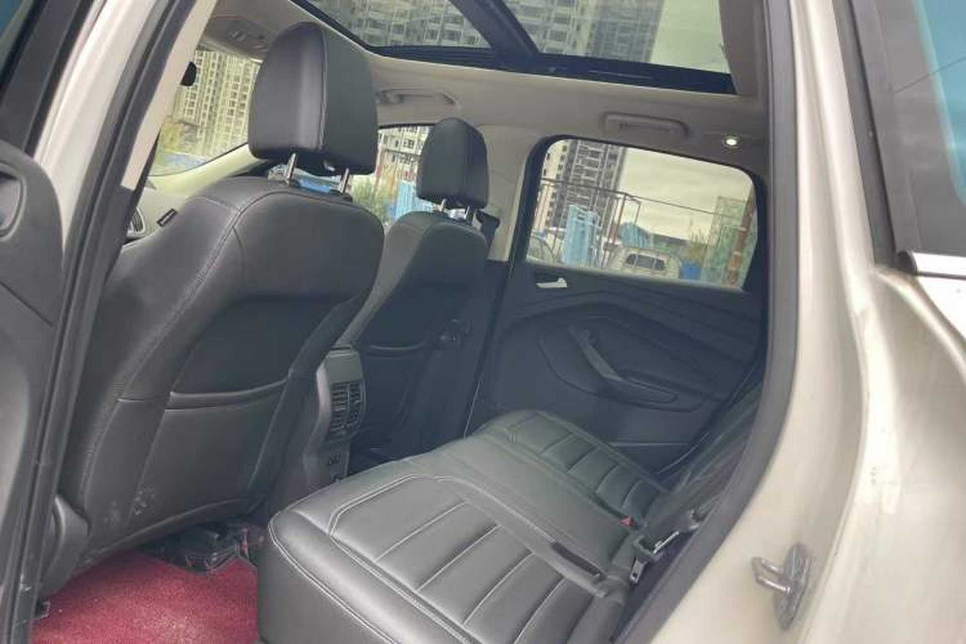 Used Ford Kuga 2019 EcoBoost 180 Two-Wheel-Drive Platinum Edition China VI Standard Interior 3