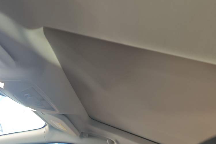 Used Ford Kuga 2019 EcoBoost 180 Two-Wheel-Drive Platinum Edition China VI Standard Interior 4