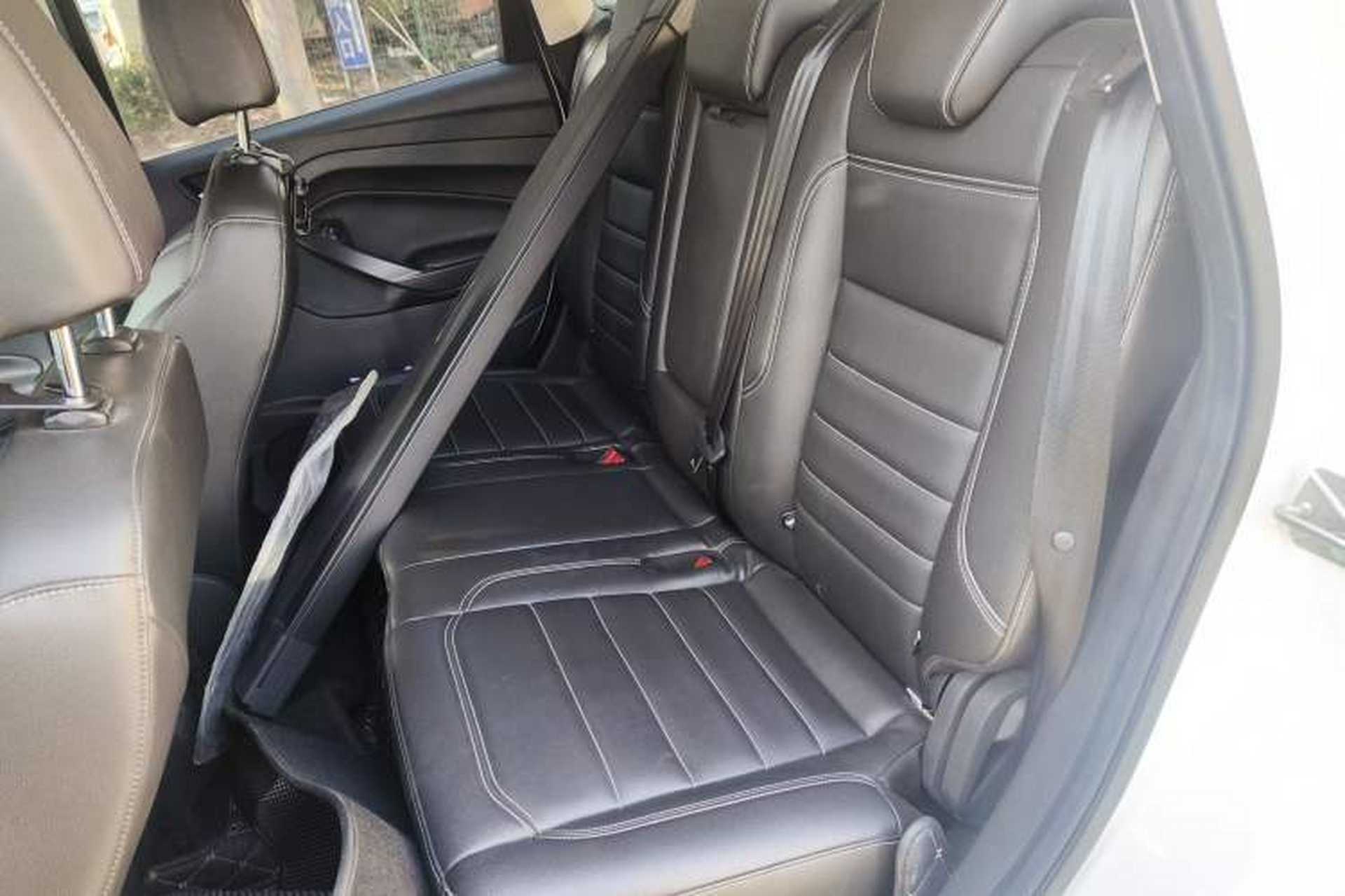 Used Ford Kuga 2019 EcoBoost 180 Two-Wheel-Drive Platinum Edition China VI Standard Interior 4