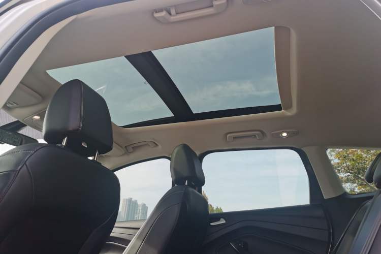 Used Ford Kuga 2019 EcoBoost 245 4x4 Prestige Plus Model China VI Standard Interior 5