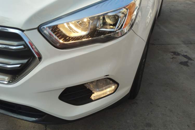 Used Ford Kuga 2019 EcoBoost 180 Two-Wheel-Drive Platinum Edition China VI Standard Left Front Headlight