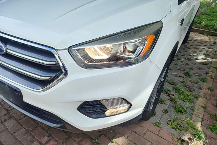 Used Ford Kuga 2019 EcoBoost 180 Two-Wheel-Drive Platinum Edition China VI Standard Left Front Headlight