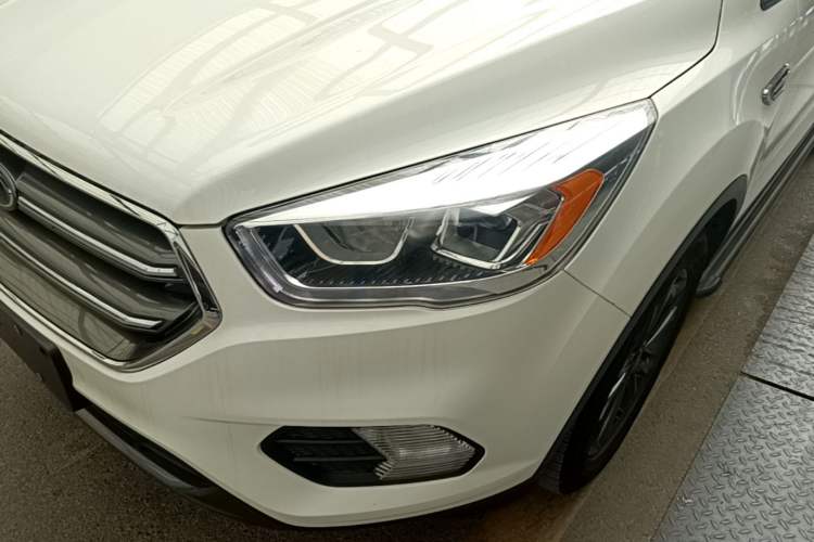 Used Ford Kuga 2019 EcoBoost 180 Two-Wheel-Drive Platinum Edition China VI Standard Left Front Headlight