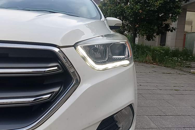 Used Ford Kuga 2019 EcoBoost 180 Two-Wheel-Drive Platinum Edition China VI Standard Left Front Headlight