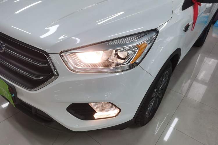 Used Ford Kuga 2019 EcoBoost 180 Two-Wheel-Drive Platinum Edition China VI Standard Left Front Headlight
