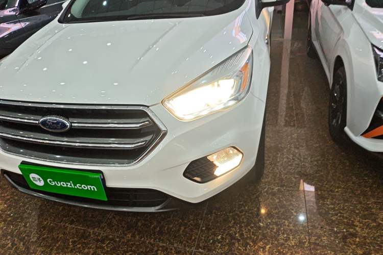 Used Ford Kuga 2019 EcoBoost 180 Two-Wheel-Drive Platinum Edition China VI Standard Left Front Headlight
