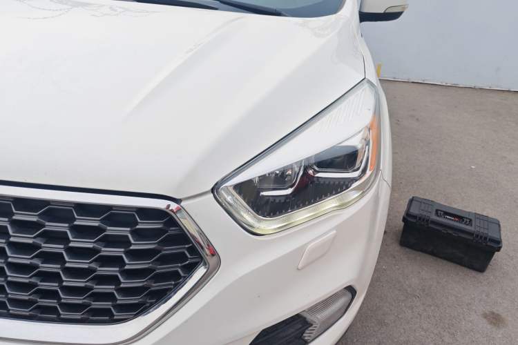 Used Ford Kuga 2019 EcoBoost 180 Two-Wheel-Drive Titanium Plus Model China V Standard Left Front Headlight