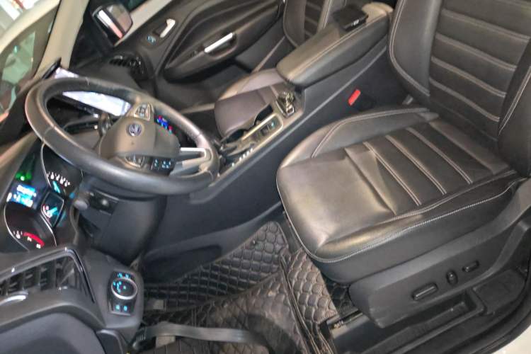 Used Ford Kuga 2019 EcoBoost 245 4x4 Prestige Plus Model China VI Standard Left Front Seat