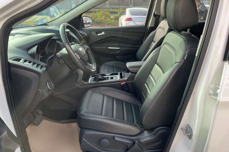 Used Ford Kuga 2019 EcoBoost 180 Two-Wheel-Drive Platinum Edition China VI Standard Left Front Seat