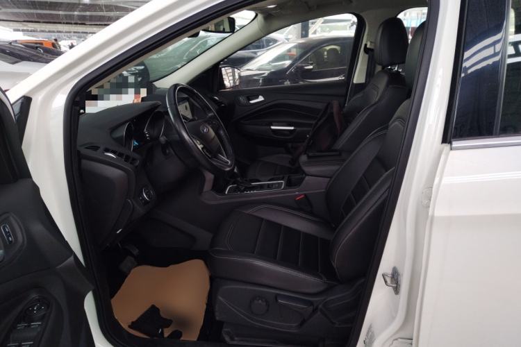 Used Ford Kuga 2019 EcoBoost 180 Two-Wheel-Drive Platinum Edition China VI Standard Left Front Seat