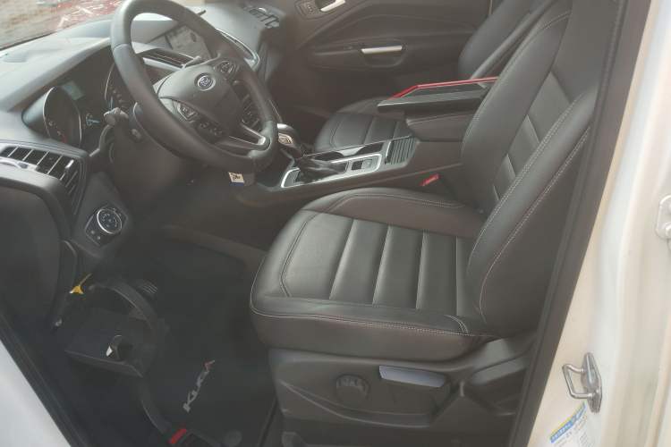 Used Ford Kuga 2019 EcoBoost 180 Two-Wheel-Drive Platinum Edition China VI Standard Left Front Seat