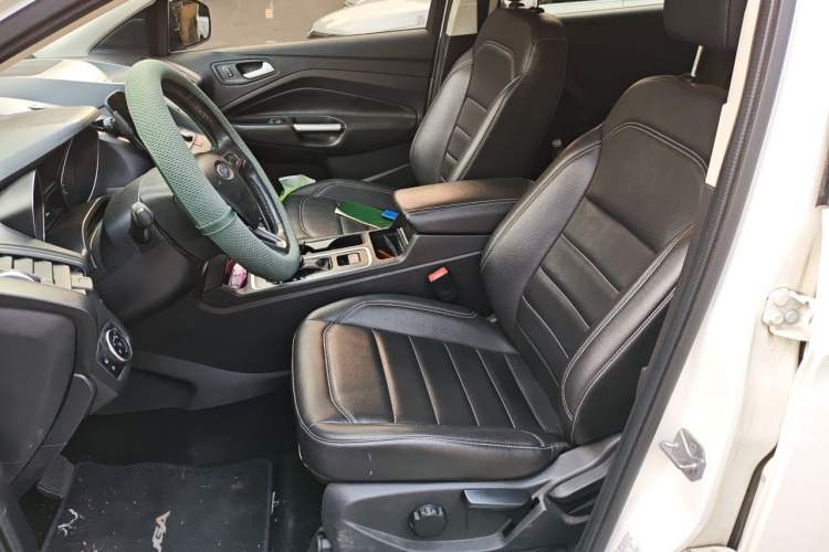 Used Ford Kuga 2019 EcoBoost 180 Two-Wheel-Drive Platinum Edition China V Standard Left Front Seat