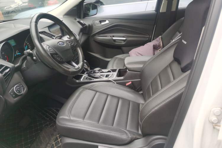Used Ford Kuga 2019 EcoBoost 180 Two-Wheel-Drive Platinum Edition China VI Standard Left Front Seat
