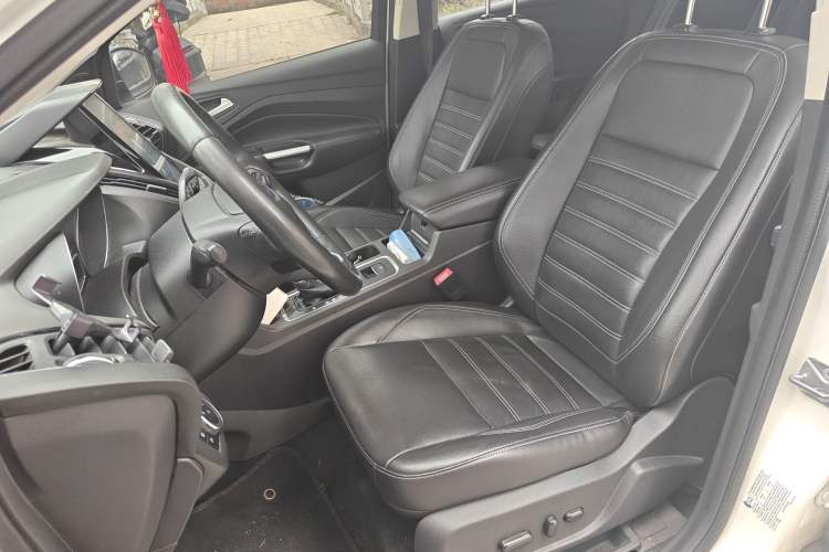 Used Ford Kuga 2019 EcoBoost 180 Two-Wheel-Drive Titanium Plus Model China V Standard Left Front Seat