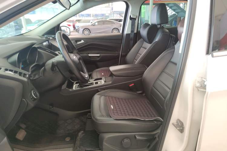 Used Ford Kuga 2019 EcoBoost 180 Two-Wheel-Drive Platinum Edition China VI Standard Left Front Seat