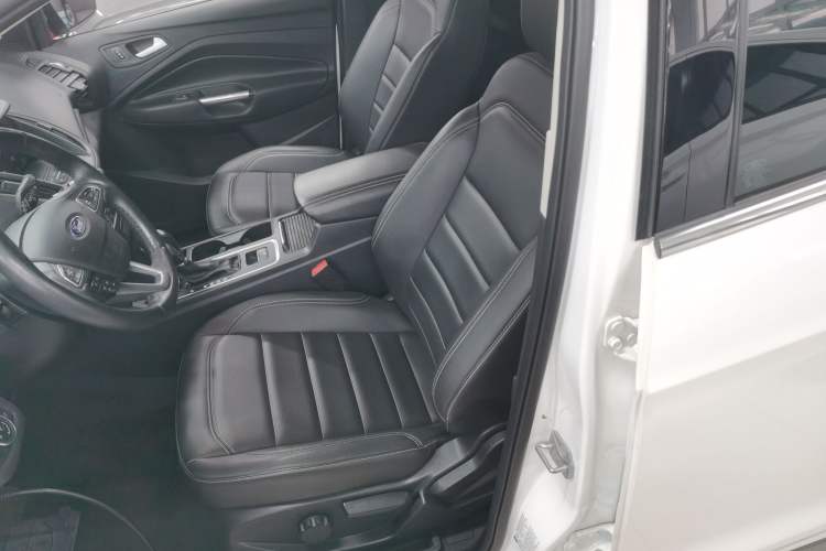 Used Ford Kuga 2019 EcoBoost 180 Two-Wheel-Drive Platinum Edition China VI Standard Left Front Seat