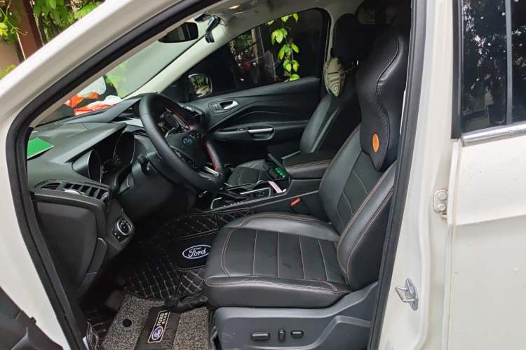 Used Ford Kuga 2019 EcoBoost 245 Four-Wheel Drive Sport Model China VI Standard Left Front Seat