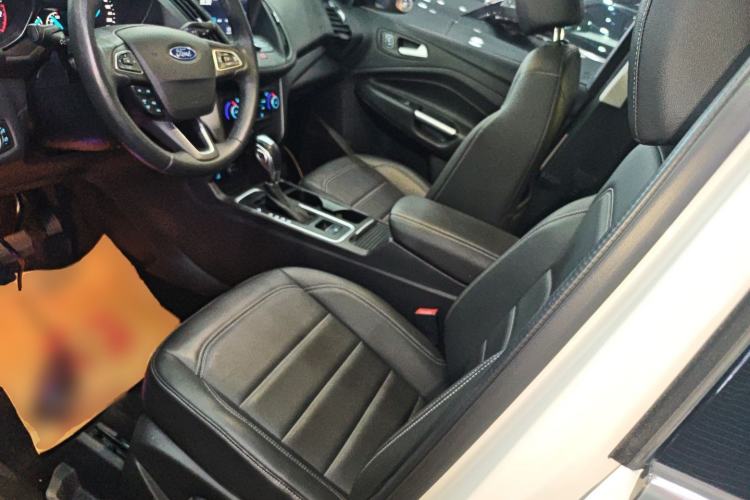 Used Ford Kuga 2019 EcoBoost 180 Two-Wheel-Drive Platinum Edition China VI Standard Left Front Seat