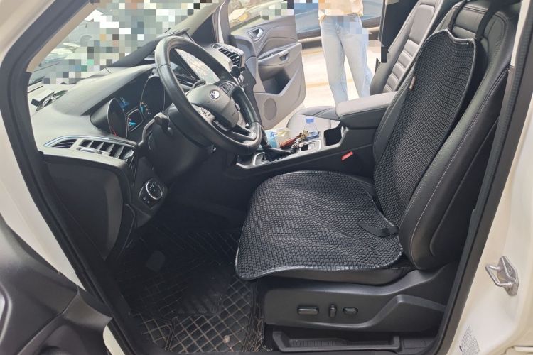 Used Ford Kuga 2019 EcoBoost 180 Two-Wheel-Drive Titanium Plus Model China V Standard Left Front Seat