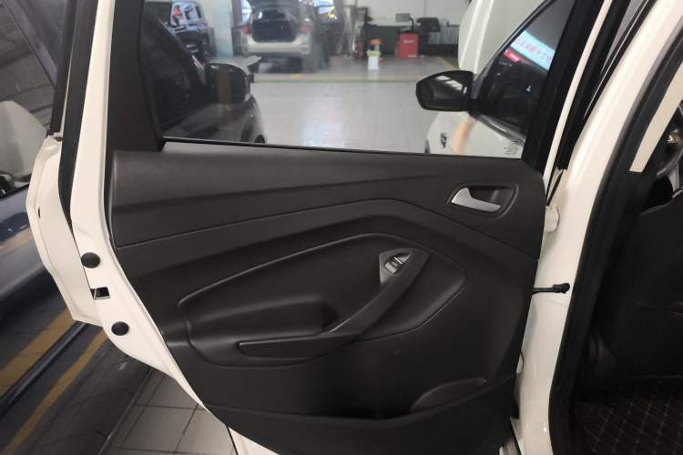 Used Ford Kuga 2019 EcoBoost 180 Two-Wheel-Drive Platinum Edition China VI Standard Left Rear Door Interior