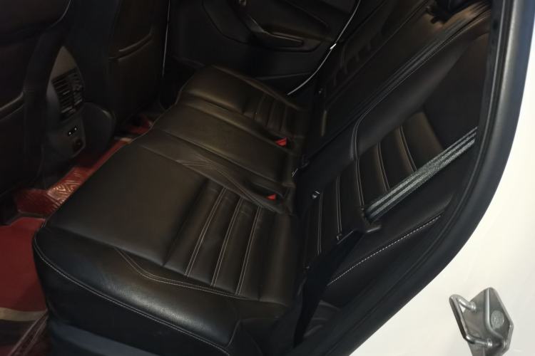 Used Ford Kuga 2019 EcoBoost 180 Two-Wheel-Drive Titanium Plus Model China VI Standard Left Rear Seat