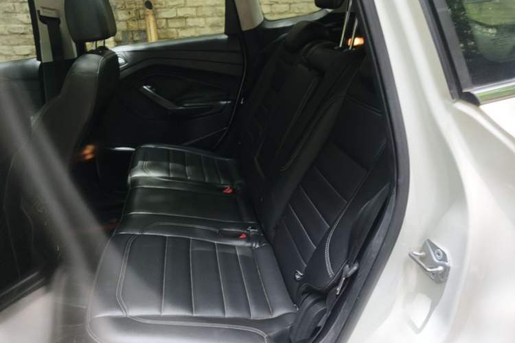 Used Ford Kuga 2019 EcoBoost 180 Two-Wheel-Drive Platinum Edition China VI Standard Left Rear Seat