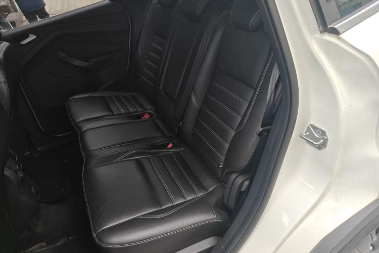 Used Ford Kuga 2019 EcoBoost 180 Two-Wheel-Drive Titanium Plus Model China V Standard Left Rear Seat