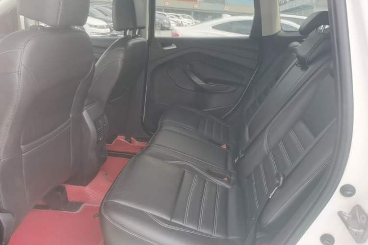 Used Ford Kuga 2019 EcoBoost 180 Two-Wheel-Drive Titanium Plus Model China VI Standard Left Rear Seat