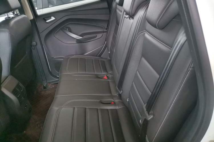 Used Ford Kuga 2019 EcoBoost 180 Two-Wheel-Drive Platinum Edition China VI Standard Left Rear Seat