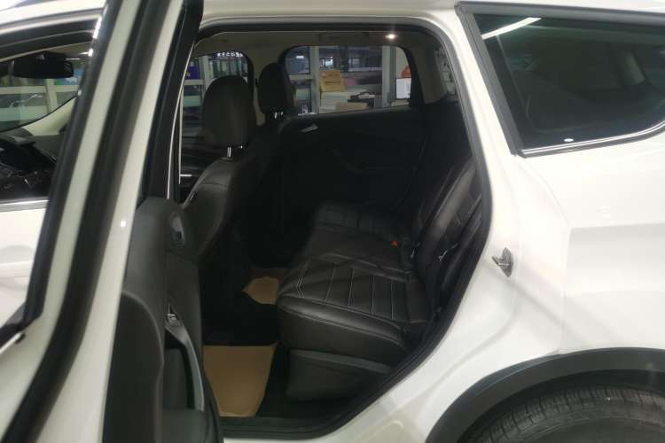 Used Ford Kuga 2019 EcoBoost 180 Two-Wheel-Drive Platinum Edition China VI Standard Left Rear Seat
