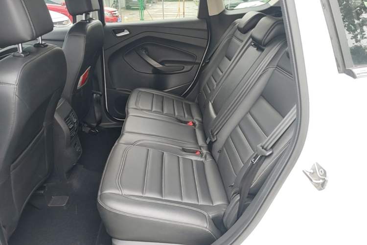 Used Ford Kuga 2019 EcoBoost 180 Two-Wheel-Drive Platinum Edition China VI Standard Left Rear Seat