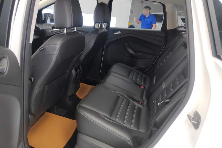 Used Ford Kuga 2019 EcoBoost 180 Two-Wheel-Drive Titanium Plus Model China VI Standard Left Rear Seat