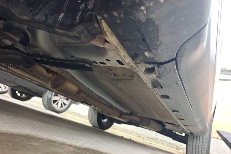 Used Ford Kuga 2019 EcoBoost 180 Two-Wheel-Drive Platinum Edition China VI Standard Left Side Sill