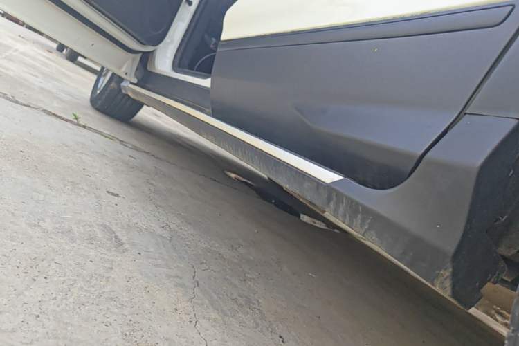 Used Ford Kuga 2019 EcoBoost 180 Two-Wheel-Drive Platinum Edition China VI Standard Left Side Sill