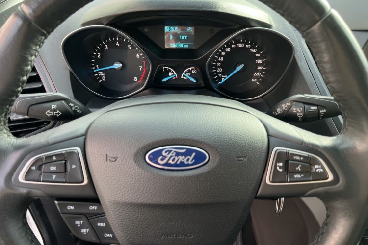 Used Ford Kuga 2019 EcoBoost 180 Two-Wheel-Drive Platinum Edition China VI Standard Odometer Close Up