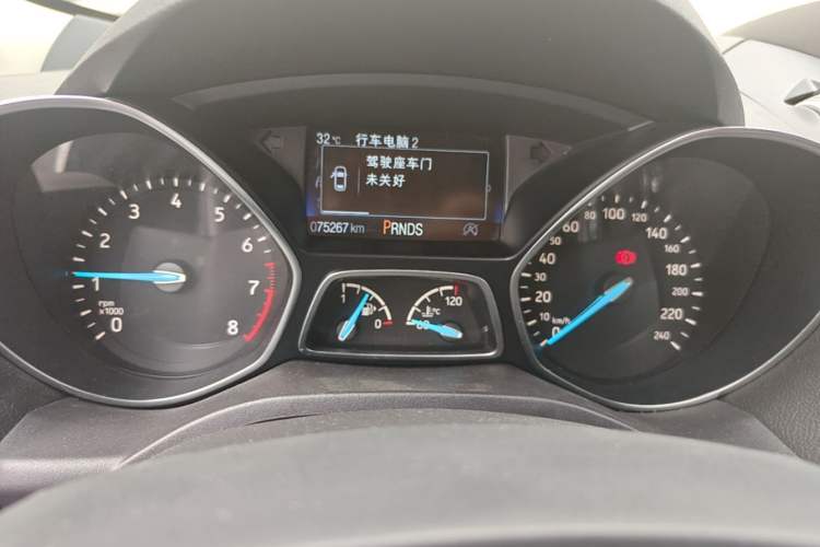 Used Ford Kuga 2019 EcoBoost 245 4x4 Titanium Edition China V Standard Odometer Close Up