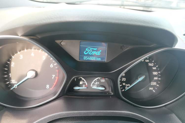 Used Ford Kuga 2019 EcoBoost 180 Two-Wheel-Drive Platinum Edition China VI Standard Odometer Close Up