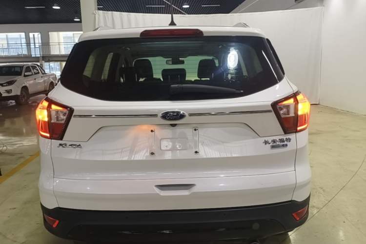 Used Ford Kuga 2019 EcoBoost 180 Two-Wheel-Drive Titanium Plus Model China V Standard Rear