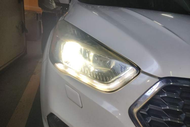 Used Ford Kuga 2019 EcoBoost 245 4x4 Prestige Plus Model China VI Standard Right Front Headlight