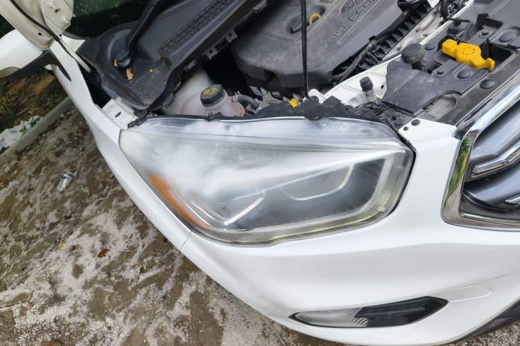 Used Ford Kuga 2019 EcoBoost 180 Two-Wheel-Drive Platinum Edition China VI Standard Right Front Headlight