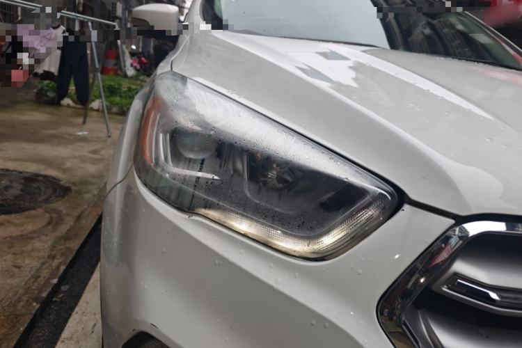 Used Ford Kuga 2019 EcoBoost 180 Two-Wheel-Drive Platinum Edition China VI Standard Right Front Headlight